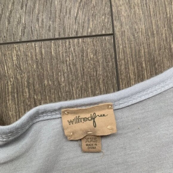 Aritzia Wilfred Free Tee T-Shirt Short Sleeve Relaxed fit Pale Blue Size XXS - Picture 15 of 15